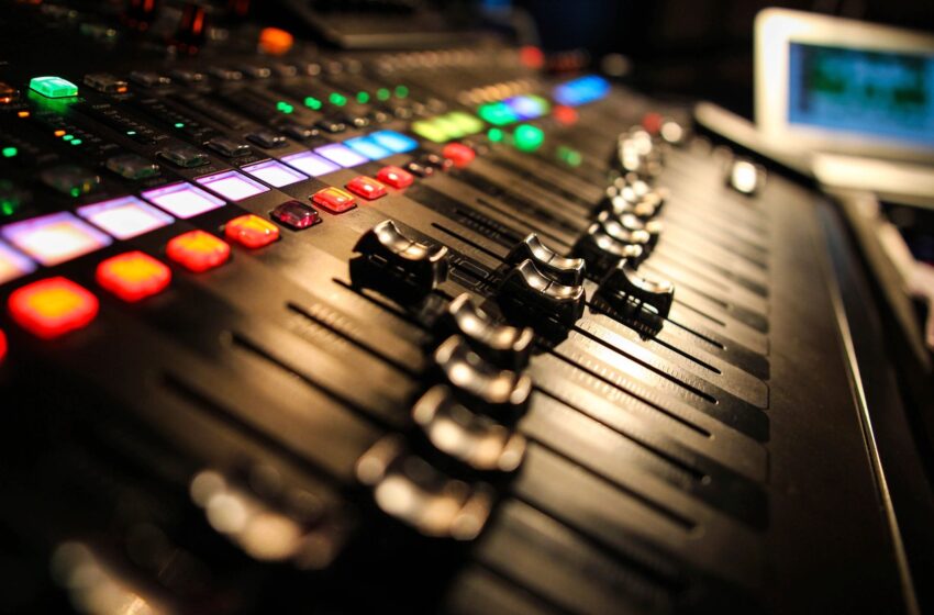 mixing console