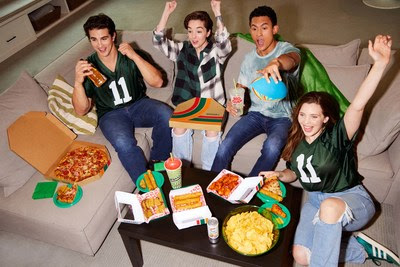  Touchdown! 7-Eleven Delivers Free Pizza for Football’s Biggest Night